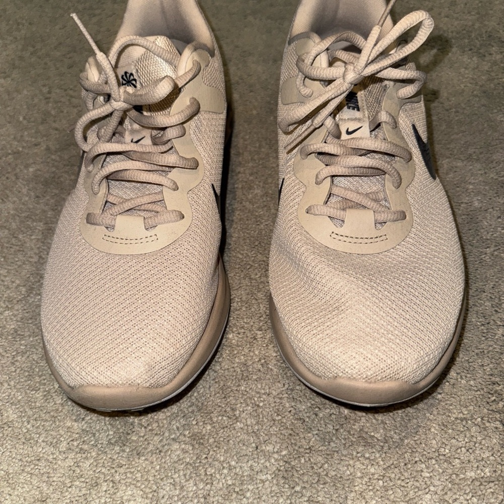 Nike Beige/Tan Mesh Trainer Sneakers